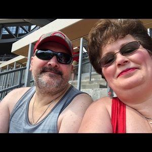 Meet your Posher, Ray